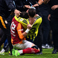 Galatasaray-Fenerbahçe maçı sonrası utanç görüntüleri