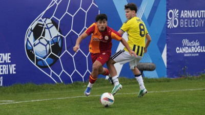 Galatasaray U19 sahasında Fenerbahçe U19'u yıktı