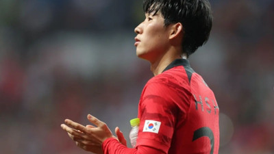 Emre Belözoğlu, Trabzonspor'a karşı! Güney Kore'den 10 numara