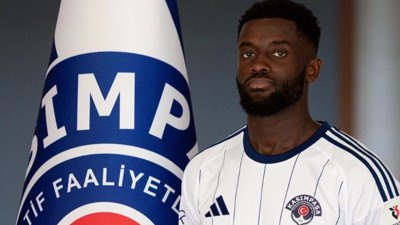 Kasımpaşa, Kevin Mouanga'yı kadrosuna kattı