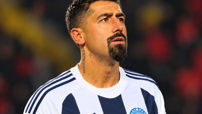 Ha Almanca ha Türkçe! İkisi de aynı Kerem Demirbay
