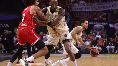 Olympiakos - Fenerbahçe Tarfin: 61-64 (MAÇ SONUCU)
