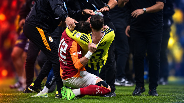 FUTBOL BİTTİ GÜREŞ BAŞLADI