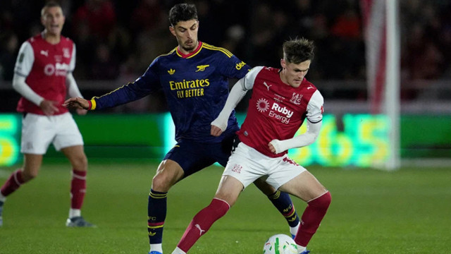 Arsenal 4.Lig takımına elendi