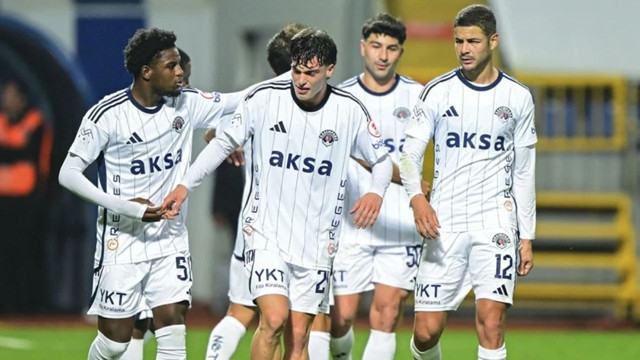 Kasımpaşa - Çorluspor 1947: 3-1 (MAÇ SONUCU)