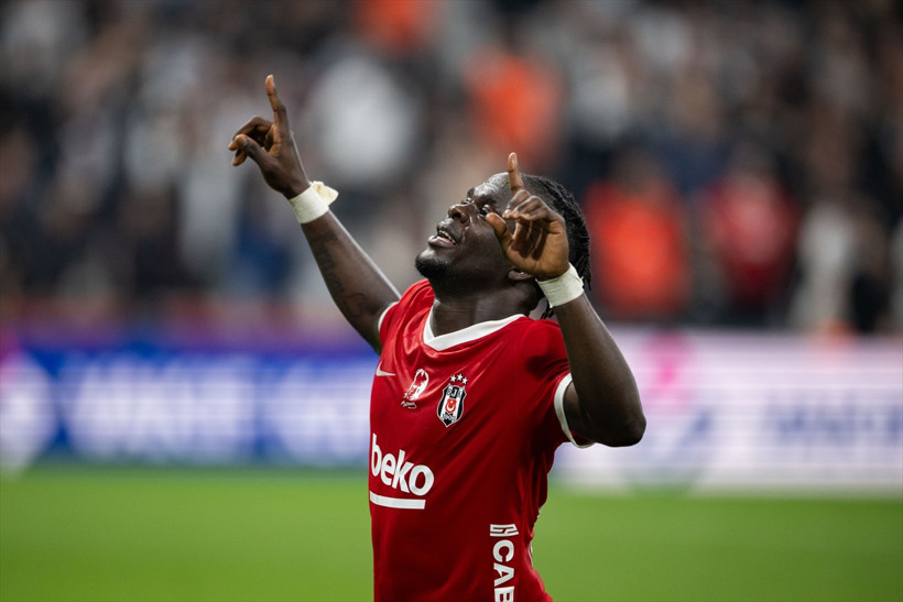 Junior Olaitan y&uuml;kseliyor - Resim : 1